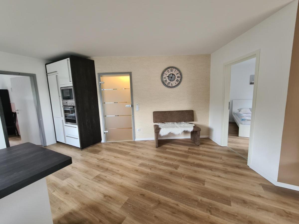 Grosse Naehe Flughafen Koeln Bonn Apartment